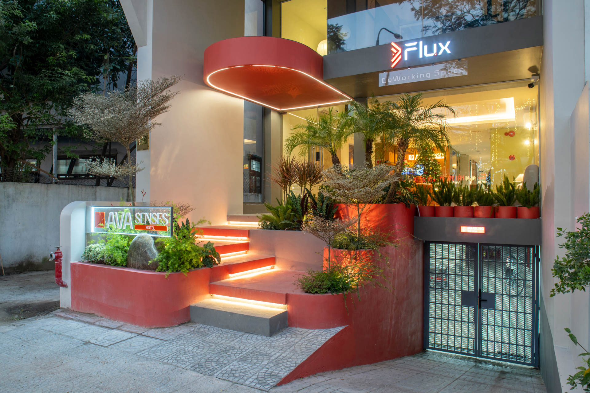 Flux CoWorking Space - Hồ Nghinh - My Khe Beach