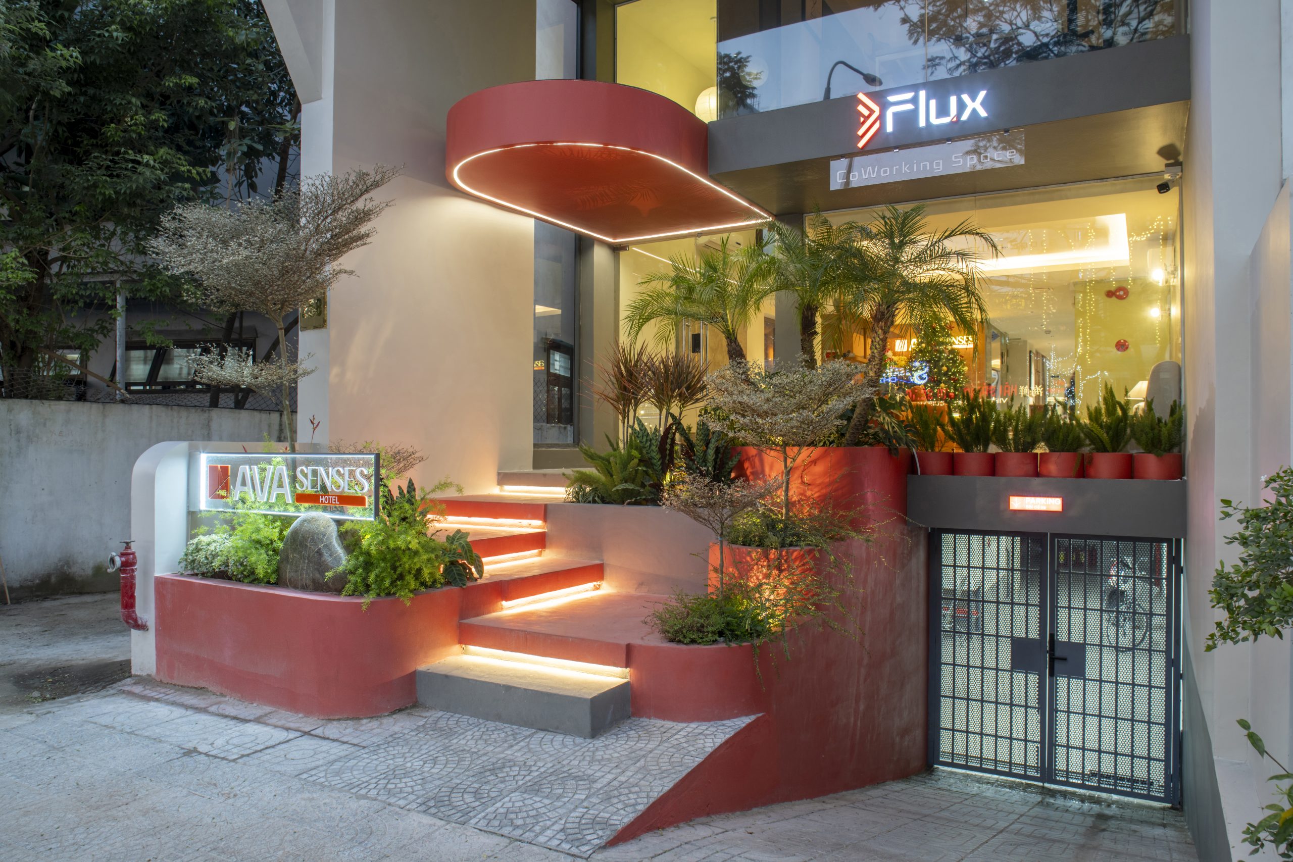 Flux CoWorking Space - Hồ Nghinh - My Khe Beach